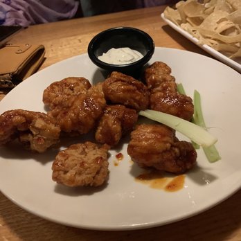 Applebee's Grill + Bar - Sweet Asian Chile Boneless Wings - American Near Me - Parsippany, New Jersey Applebee's Grill + Bar - Sweet Asian Chile Boneless Wings - American Near Me - Parsippany, New Jersey