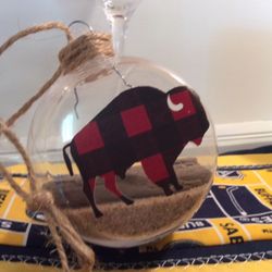 Painted Poppy - Local souvenirs