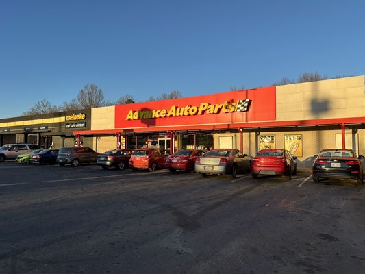 Advance Auto Parts Knightdale North Carolina ADVANCE AUTO PARTS - Updated April 2025 - 2910 Freedom Dr, Charlotte