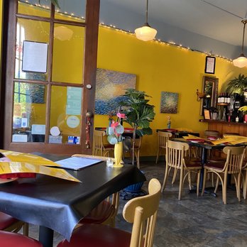 Fountain Cafe - Inside - New American Near Me - Port Townsend, Washington