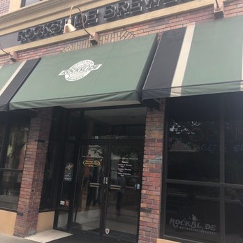 Rockslide Brew Pub - Exterior in Downtown Grand Junction - Brewpubs Near Me - Grand Junction, Colorado Rockslide Brew Pub - Exterior in Downtown Grand Junction - Brewpubs Near Me - Grand Junction, Colorado