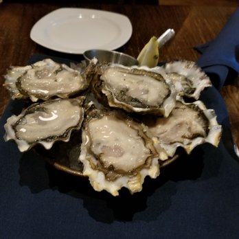 Taylor Shellfish Oyster Bar - Virginia oysterd - Seafood Near Me - Seattle, Washington