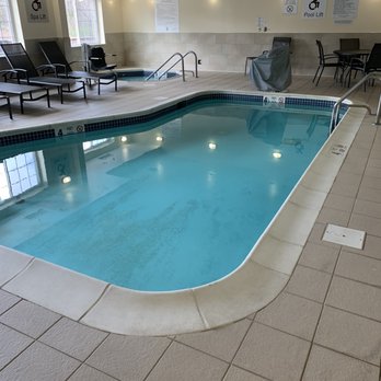 Fairfield by Marriott Inn & Suites Saratoga Malta - Hotels Near Me - Malta, New York