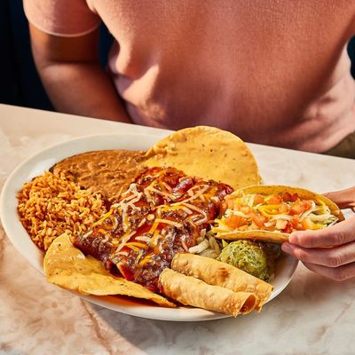 Chuy's by null
