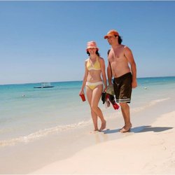 Foxy Travel - Jamaica, Strolling the beach without the kiddos!