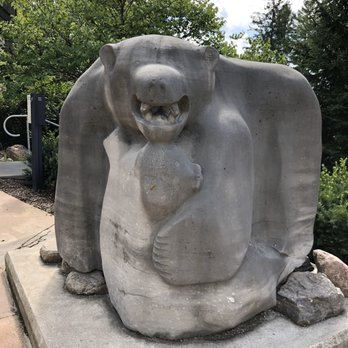 McMichael Canadian Art Collection - Sculpture of mother bear and her cub - Art Galleries Near Me - Kleinburg, Ontario McMichael Canadian Art Collection - Sculpture of mother bear and her cub - Art Galleries Near Me - Kleinburg, Ontario
