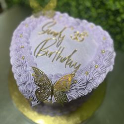 Creative Cakes & Events By Shar - Beautiful heart cake