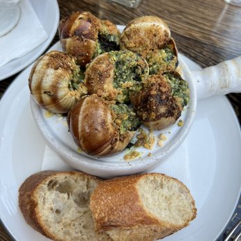 Perle Restaurant - Escargot - New American Near Me - Pasadena, California Perle Restaurant - Escargot - New American Near Me - Pasadena, California