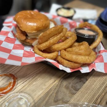 West Palmetto Burger - Chicken Sandwich - Southern Near Me - Beacon, New York West Palmetto Burger - Chicken Sandwich - Southern Near Me - Beacon, New York