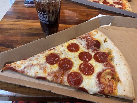 Bacci Pizzeria - Milwaukee Ave by null