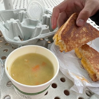 The Soup Peddler - Chicken and rice soup - Sandwiches Near Me - Austin, Texas The Soup Peddler - Chicken and rice soup - Sandwiches Near Me - Austin, Texas