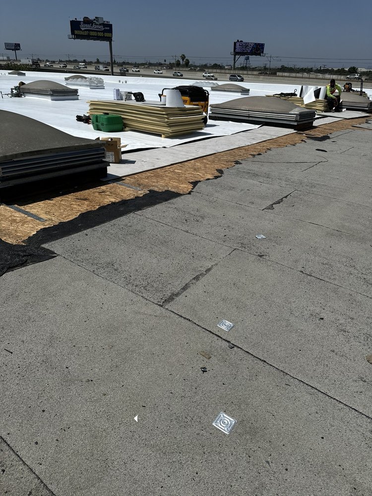 Slide of Roofing Cali