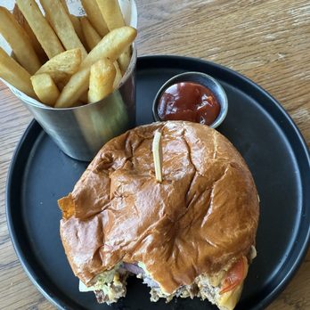 Miru - Prime Burger - Japanese Near Me - Chicago, Illinois Miru - Prime Burger - Japanese Near Me - Chicago, Illinois