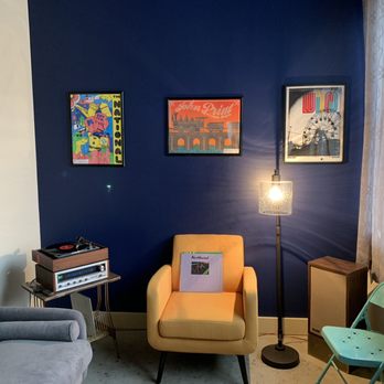 Vinyl Cup Records - Vinyl Records Near Me - Des Moines, Iowa Vinyl Cup Records - Vinyl Records Near Me - Des Moines, Iowa
