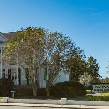 Parks Funeral Home - Funeral Services & Cemeteries Near Me - Summerville, South Carolina Parks Funeral Home - Funeral Services & Cemeteries Near Me - Summerville, South Carolina