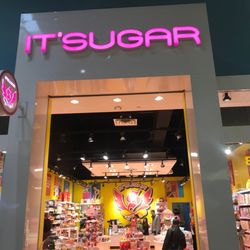 IT'SUGAR - Front entrance !