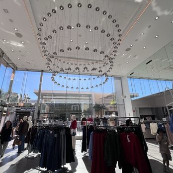 H&M - Women's Clothing Near Me - Irvine, California H&M - Women's Clothing Near Me - Irvine, California