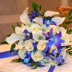 Kathy's Florist - What bride wouldn't find this beautiful?