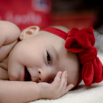 Picxer Media by Frank Pupo - Christmas Baby - Session Photography Near Me Picxer Media by Frank Pupo - Christmas Baby - Session Photography Near Me