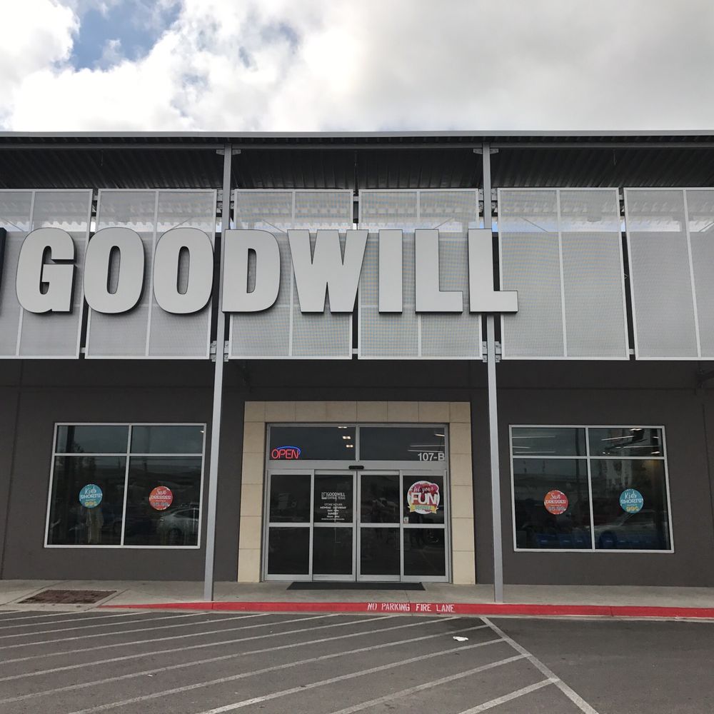 Extremely clean and organized with very friendly staff! Extremely clean and organized with very friendly staff!