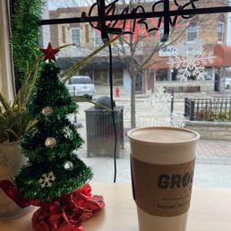 Great Place to enjoy a latte and organize my holiday list... Great Place to enjoy a latte and organize my holiday list...