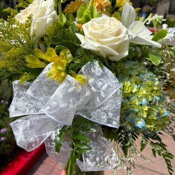 Vior Floral Art - Beautiful! - Florists Near Me - Vacaville, California