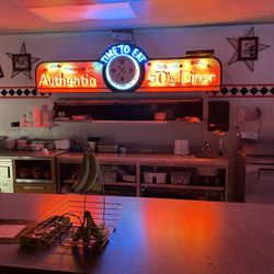 Woody's 50's Diner - Authentic 50s Diner sign at Woodys!