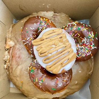 Donutopolis - Donuts Near Me - San Diego, California