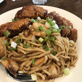 Bhan Mae Vane - Phatty Special Combo - feeds two to three - Thai Near Me - Alameda, California