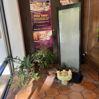 MoodUp Wellness - Nice entrance - Massage Near Me - Fremont, California MoodUp Wellness - Nice entrance - Massage Near Me - Fremont, California