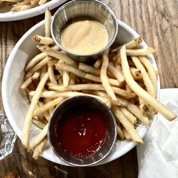 Zinqué - Moules Frites - French Near Me - Scottsdale, Arizona Zinqué - Moules Frites - French Near Me - Scottsdale, Arizona