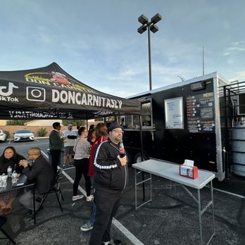 Don Carnitas - a man standing in front of a food truck - Food Trucks Near Me - North Las Vegas, Nevada