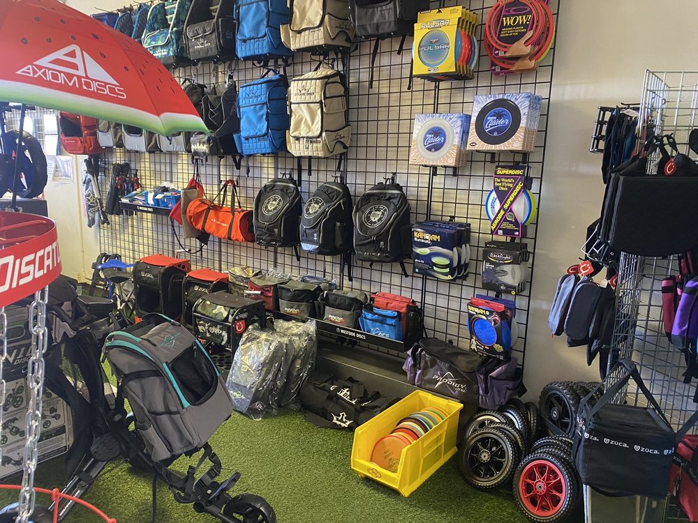 PLAY DISC GOLF Updated September 2024 17 Photos 4704 Lomas Blvd