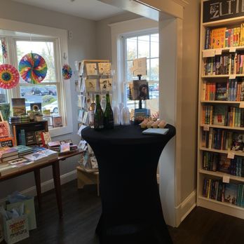 River Bend Bookshop - Bookstores Near Me - West Hartford, Connecticut River Bend Bookshop - Bookstores Near Me - West Hartford, Connecticut