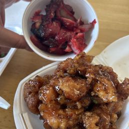 That barbecue pork is delicious and I'm not sure what kind of chicken that is in the front but it's incredible That barbecue pork is delicious and I'm not sure what kind of chicken that is in the front but it's incredible