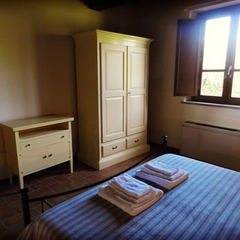 Colle Bertini - Camera da letto matrimoniale - Vacation Rentals Near Me - Montaione, FI