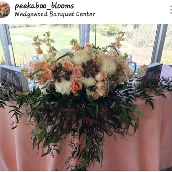 Peekaboo Blooms - Our gorgeous sweethearts table arrangement! - Florists Near Me