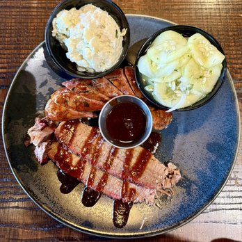 Q39 South - 2 Pick Combo Plate (Brisket and sausage) - Barbeque Near Me - Overland Park, Kansas Q39 South - 2 Pick Combo Plate (Brisket and sausage) - Barbeque Near Me - Overland Park, Kansas