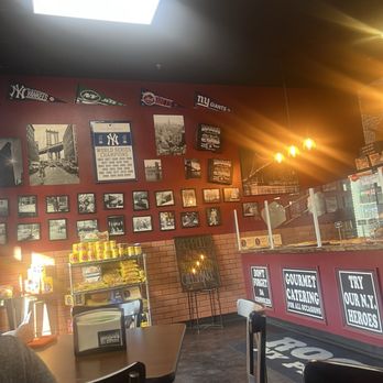 Rocco's NY Pizza - Pizza Near Me - Las Vegas, Nevada