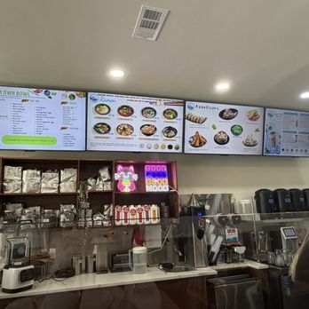 Robins Poke & Ramen - Boba tea area - Ramen Near Me - Warner Robins, Georgia