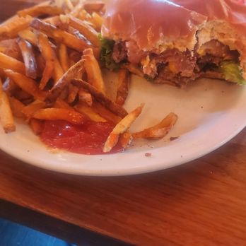 Trailhead Public House & Eatery - Sunrise Burger - Burgers Near Me - Moab, Utah Trailhead Public House & Eatery - Sunrise Burger - Burgers Near Me - Moab, Utah