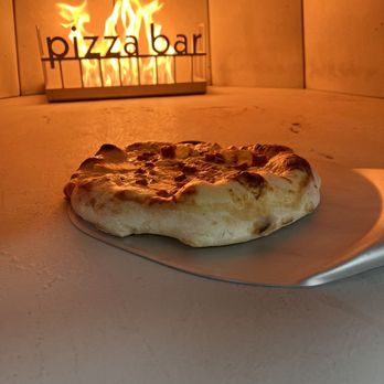 Back Porch Pizza Bar - Cocktail Bars Near Me - Mount Dora, Florida Back Porch Pizza Bar - Cocktail Bars Near Me - Mount Dora, Florida