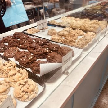 Brownies & Bites - Bakeries Near Me - Seattle, Washington