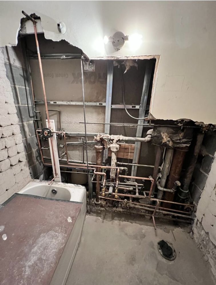 Slide of Pllumai Contracting