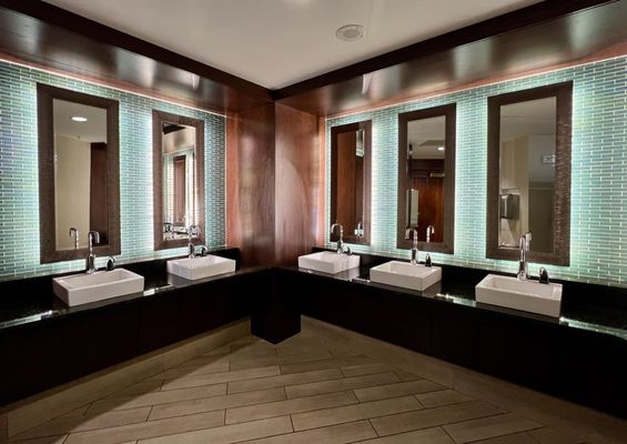 BROWARD CENTER FOR THE PERFORMING ARTS by null