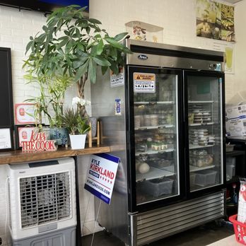 LA Kitchen - Inside - Chinese Near Me - Fresno, California LA Kitchen - Inside - Chinese Near Me - Fresno, California