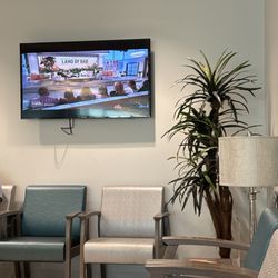 Memorial Hermann Cypress Hospital - Tv in waiting area