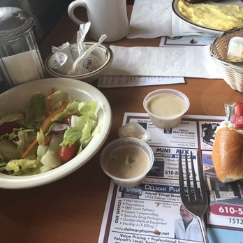 Folcroft Diner - Side Garden Salad - American Near Me - Folcroft, Pennsylvania