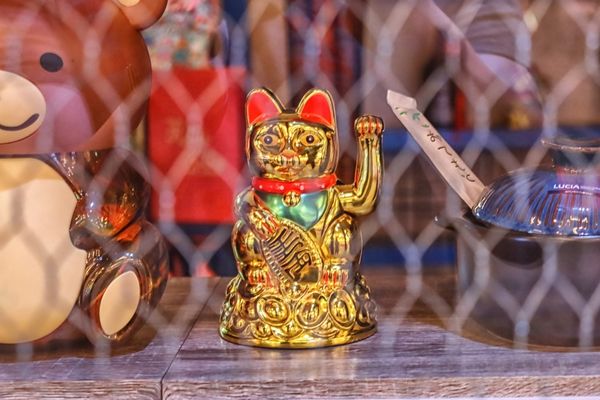 Famous Foods Street Eats by null