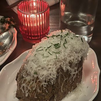 Donna's - Italian Near Me - Los Angeles, California